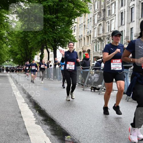 14.06.2026 - REWE Women's Run J. Mangold http://msf.ph/oto/9751096 14.06.2026 10:03:53 Ziel 10276, 10335, 10448, 10554, 10974, 11037, 11108, 11279 meine-sportfotos.de