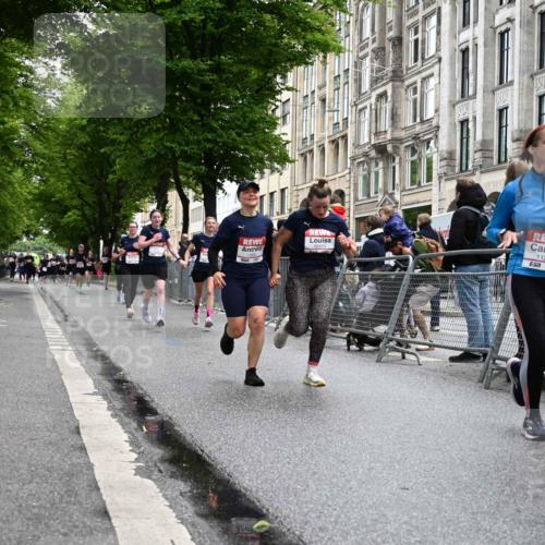 14.06.2026 - REWE Women's Run J. Mangold http://msf.ph/oto/9751115 14.06.2026 10:03:57 Ziel 10335, 10544, 10554, 10974, 11037, 11108, 11279, 11338, 11534 meine-sportfotos.de