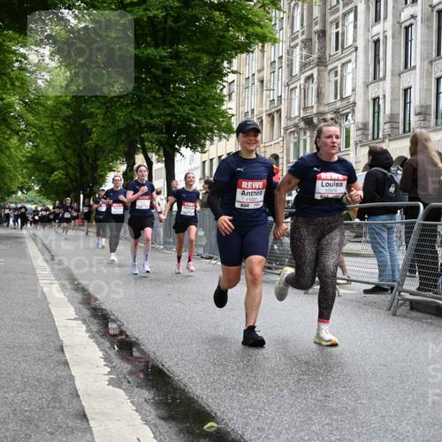 14.06.2026 - REWE Women's Run J. Mangold http://msf.ph/oto/9751124 14.06.2026 10:03:57 Ziel 10335, 10544, 10554, 10974, 11037, 11108, 11279, 11338, 11534 meine-sportfotos.de