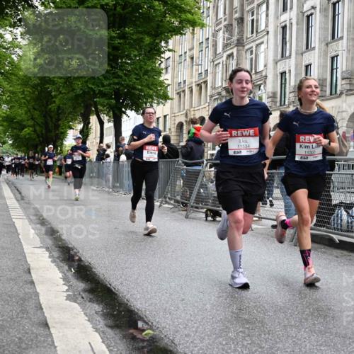 14.06.2026 - REWE Women's Run J. Mangold http://msf.ph/oto/9751156 14.06.2026 10:04:00 Ziel 10544, 10660, 10974, 11037, 11279, 11338, 11534 meine-sportfotos.de