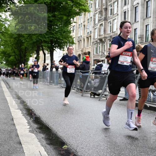 14.06.2026 - REWE Women's Run J. Mangold http://msf.ph/oto/9751158 14.06.2026 10:04:00 Ziel 10544, 10660, 10974, 11037, 11279, 11338, 11534 meine-sportfotos.de