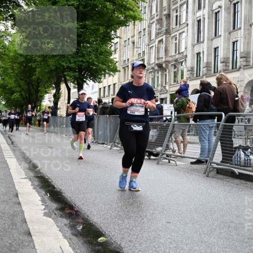 14.06.2026 - REWE Women's Run J. Mangold http://msf.ph/oto/9751183 14.06.2026 10:04:05 Ziel 10544, 10656, 10660, 11144 meine-sportfotos.de