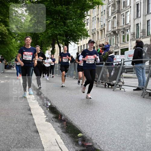14.06.2026 - REWE Women's Run J. Mangold http://msf.ph/oto/9751214 14.06.2026 10:04:11 Ziel 10486, 10656, 10771, 10779, 10787, 10788, 11002, 11118, 11144, 11187, 11473 meine-sportfotos.de