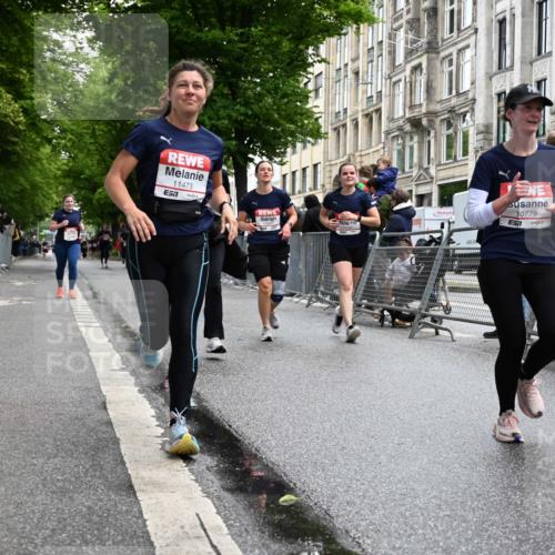 14.06.2026 - REWE Women's Run J. Mangold http://msf.ph/oto/9751225 14.06.2026 10:04:12 Ziel 10486, 10771, 10779, 10787, 10788, 11002, 11068, 11118, 11144, 11187, 11473 meine-sportfotos.de