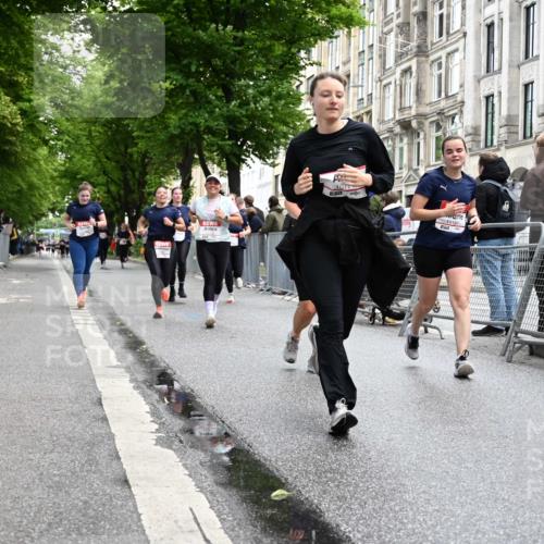 14.06.2026 - REWE Women's Run J. Mangold http://msf.ph/oto/9751239 14.06.2026 10:04:13 Ziel 10486, 10771, 10779, 10787, 10788, 11002, 11068, 11118, 11187, 11473 meine-sportfotos.de