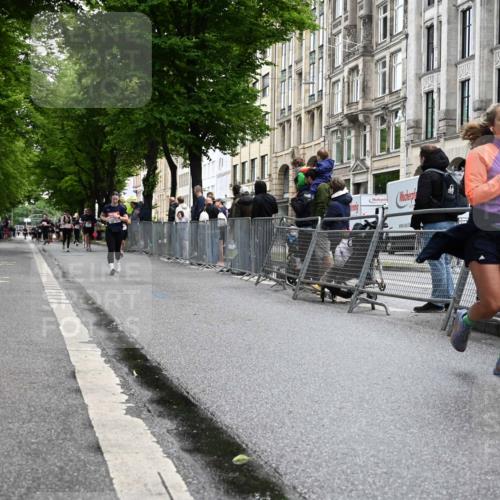 14.06.2026 - REWE Women's Run J. Mangold http://msf.ph/oto/9751312 14.06.2026 10:04:27 Ziel 10593, 11122, 11294 meine-sportfotos.de
