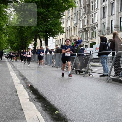 14.06.2026 - REWE Women's Run J. Mangold http://msf.ph/oto/9751334 14.06.2026 10:04:35 Ziel 10326, 10610, 11290 meine-sportfotos.de