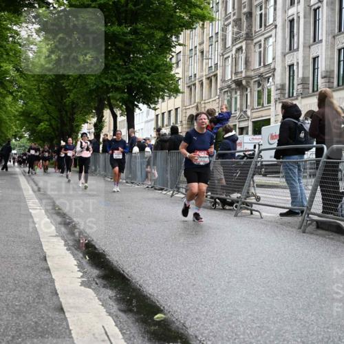 14.06.2026 - REWE Women's Run J. Mangold http://msf.ph/oto/9751337 14.06.2026 10:04:35 Ziel 10326, 10610, 11290 meine-sportfotos.de