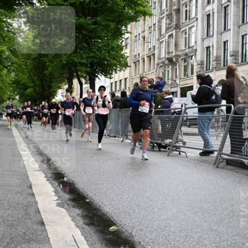 14.06.2026 - REWE Women's Run J. Mangold http://msf.ph/oto/9751349 14.06.2026 10:04:39 Ziel 10127, 10191, 10329, 10610, 11081, 11290 meine-sportfotos.de