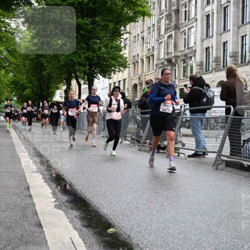 14.06.2026 - REWE Women's Run J. Mangold http://msf.ph/oto/9751357 14.06.2026 10:04:39 Ziel 10127, 10191, 10329, 10610, 11081, 11290 meine-sportfotos.de