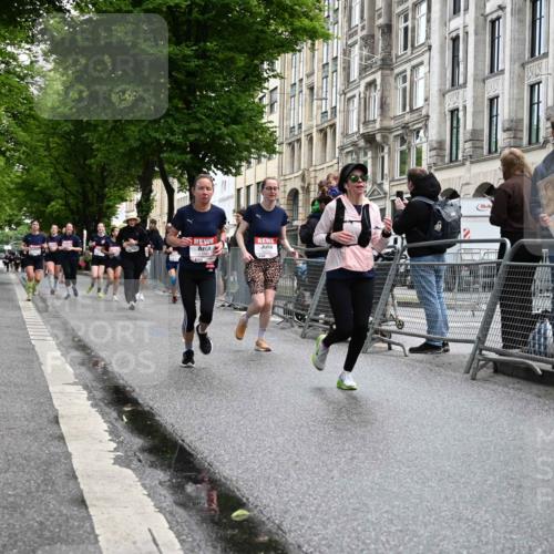 14.06.2026 - REWE Women's Run J. Mangold http://msf.ph/oto/9751375 14.06.2026 10:04:41 Ziel 10127, 10191, 10329, 10610, 10822, 11081, 11290, 11482 meine-sportfotos.de