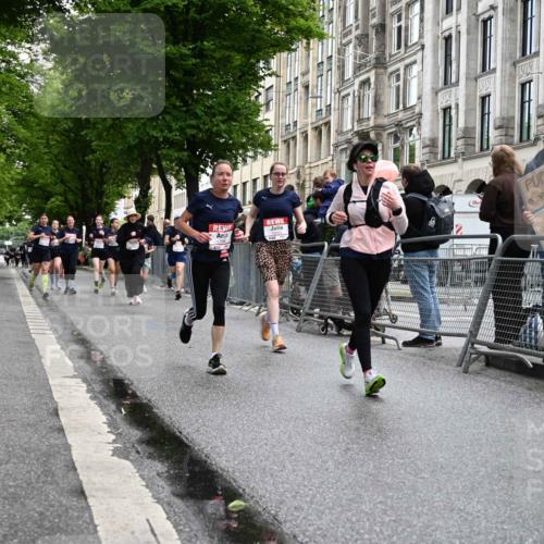 14.06.2026 - REWE Women's Run J. Mangold http://msf.ph/oto/9751377 14.06.2026 10:04:41 Ziel 10127, 10191, 10329, 10610, 10822, 11081, 11290, 11482 meine-sportfotos.de