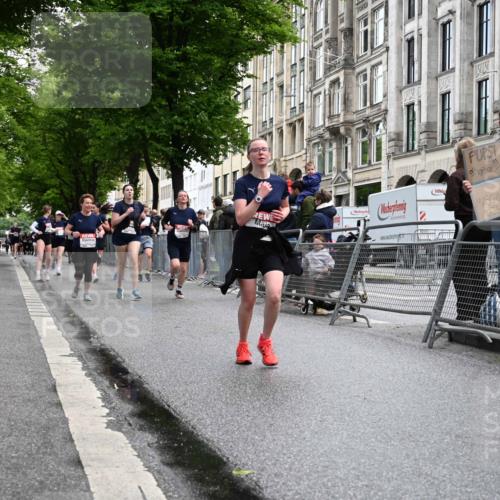 14.06.2026 - REWE Women's Run J. Mangold http://msf.ph/oto/9751460 14.06.2026 10:04:53 Ziel 10318, 10409, 10588, 10674, 10675, 10719, 11027, 11043, 11091 meine-sportfotos.de