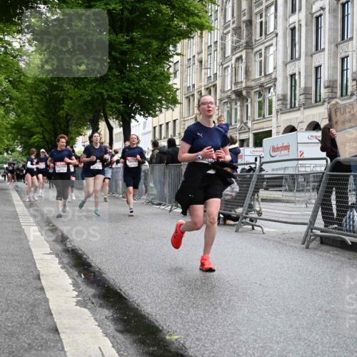 14.06.2026 - REWE Women's Run J. Mangold http://msf.ph/oto/9751462 14.06.2026 10:04:53 Ziel 10318, 10409, 10588, 10674, 10675, 10719, 11027, 11043, 11091 meine-sportfotos.de