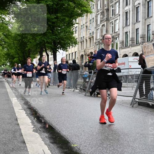 14.06.2026 - REWE Women's Run J. Mangold http://msf.ph/oto/9751466 14.06.2026 10:04:54 Ziel 10318, 10409, 10533, 10588, 10674, 10675, 10968, 11027 meine-sportfotos.de