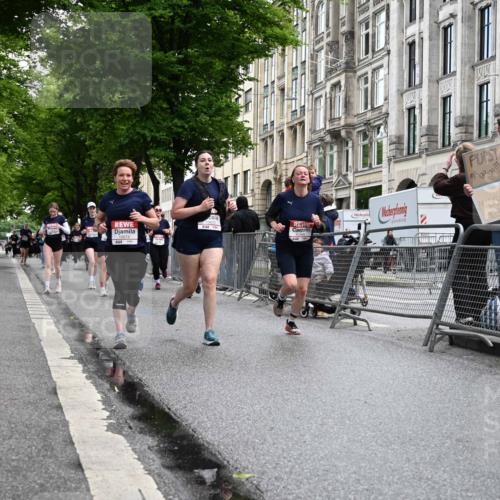 14.06.2026 - REWE Women's Run J. Mangold http://msf.ph/oto/9751476 14.06.2026 10:04:55 Ziel 10318, 10409, 10512, 10533, 10583, 10588, 10674, 10675, 10968, 11452, 11462 meine-sportfotos.de