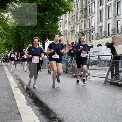 14.06.2026 - REWE Women's Run J. Mangold http://msf.ph/oto/9751481 14.06.2026 10:04:56 Ziel 10318, 10409, 10512, 10533, 10583, 10588, 10674, 10675, 10968, 11263, 11452, 11462 meine-sportfotos.de
