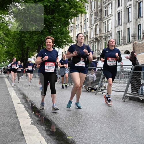 14.06.2026 - REWE Women's Run J. Mangold http://msf.ph/oto/9751485 14.06.2026 10:04:56 Ziel 10318, 10409, 10512, 10533, 10583, 10588, 10674, 10675, 10968, 11263, 11452, 11462 meine-sportfotos.de