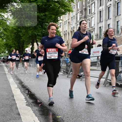14.06.2026 - REWE Women's Run J. Mangold http://msf.ph/oto/9751490 14.06.2026 10:04:56 Ziel 10318, 10409, 10512, 10533, 10583, 10588, 10674, 10675, 10968, 11263, 11452, 11462 meine-sportfotos.de