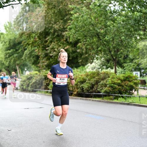 14.06.2026 - REWE Women's Run Dr. Thomas Lammeyer http://msf.ph/oto/9751500 14.06.2026 09:13:49 Laufen 11447, 7 meine-sportfotos.de