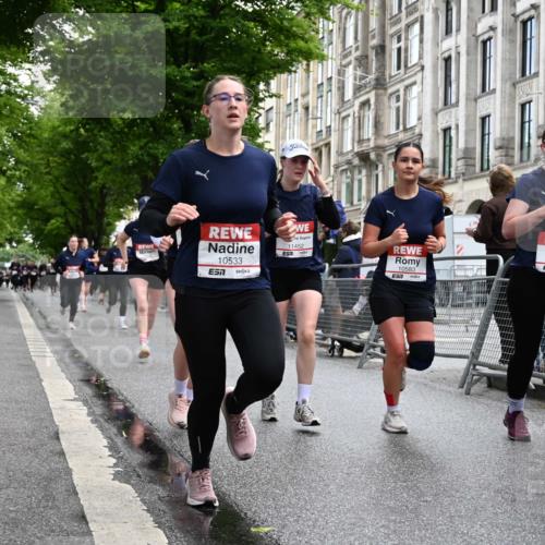 14.06.2026 - REWE Women's Run J. Mangold http://msf.ph/oto/9751524 14.06.2026 10:05:00 Ziel 10222, 10409, 10512, 10524, 10533, 10583, 10588, 10674, 10675, 10968, 11107, 11263, 11452, 11462 meine-sportfotos.de