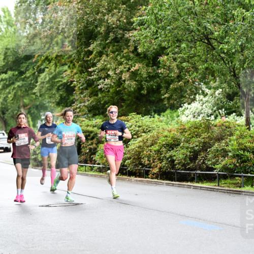 14.06.2026 - REWE Women's Run Dr. Thomas Lammeyer http://msf.ph/oto/9751528 14.06.2026 09:13:53 Laufen 10328, 10072, 10266, 10245 meine-sportfotos.de
