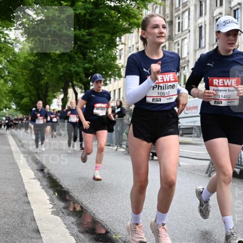 14.06.2026 - REWE Women's Run J. Mangold http://msf.ph/oto/9751534 14.06.2026 10:05:01 Ziel 10222, 10409, 10512, 10524, 10533, 10583, 10588, 10645, 10674, 10675, 10968, 11107, 11263, 11452, 11462 meine-sportfotos.de