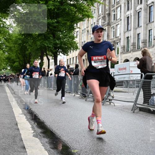 14.06.2026 - REWE Women's Run J. Mangold http://msf.ph/oto/9751541 14.06.2026 10:05:02 Ziel 10222, 10512, 10524, 10533, 10583, 10588, 10645, 10836, 10968, 11107, 11263, 11452, 11462 meine-sportfotos.de