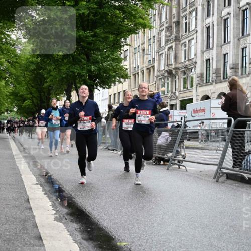 14.06.2026 - REWE Women's Run J. Mangold http://msf.ph/oto/9751549 14.06.2026 10:05:03 Ziel 10222, 10418, 10512, 10524, 10533, 10583, 10588, 10645, 10836, 10968, 11107, 11263, 11452, 11462 meine-sportfotos.de