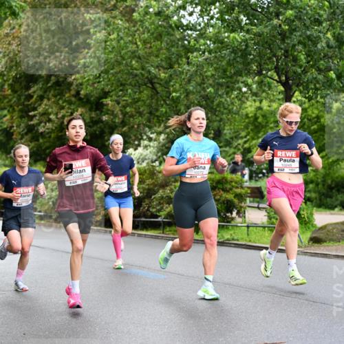 14.06.2026 - REWE Women's Run Dr. Thomas Lammeyer http://msf.ph/oto/9751569 14.06.2026 09:13:55 Laufen 10266, 10328, 657, 10072, 10245 meine-sportfotos.de