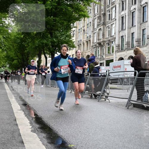 14.06.2026 - REWE Women's Run J. Mangold http://msf.ph/oto/9751574 14.06.2026 10:05:06 Ziel 10222, 10418, 10524, 10645, 10836, 11107, 11263, 11264 meine-sportfotos.de