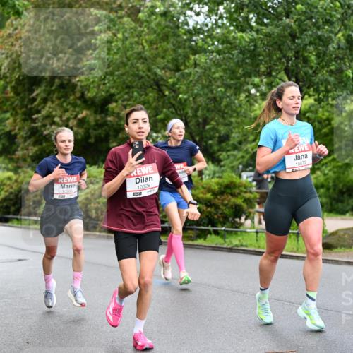 14.06.2026 - REWE Women's Run Dr. Thomas Lammeyer http://msf.ph/oto/9751575 14.06.2026 09:13:56 Laufen 9, 10266, 57, 10328, 7, 10072, 10245 meine-sportfotos.de