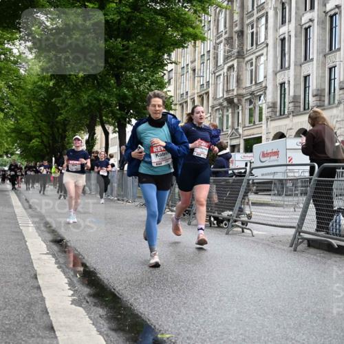 14.06.2026 - REWE Women's Run J. Mangold http://msf.ph/oto/9751578 14.06.2026 10:05:06 Ziel 10222, 10418, 10524, 10645, 10836, 11107, 11263, 11264 meine-sportfotos.de