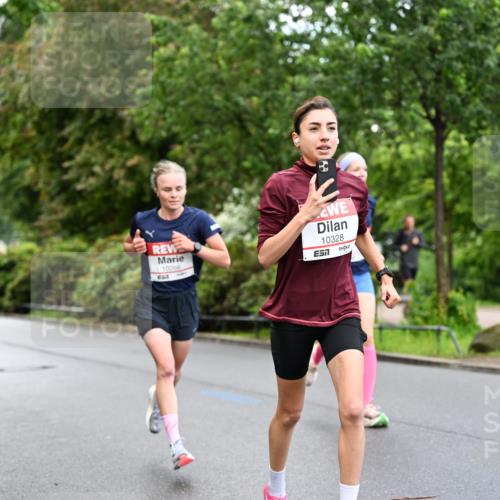 14.06.2026 - REWE Women's Run Dr. Thomas Lammeyer http://msf.ph/oto/9751581 14.06.2026 09:13:56 Laufen 10266, 857, 10328, 7, 10072 meine-sportfotos.de