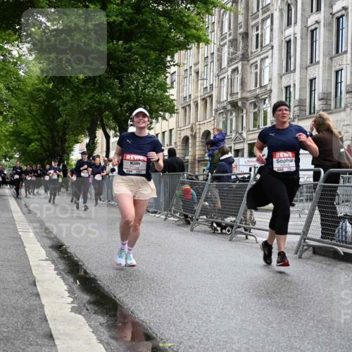 14.06.2026 - REWE Women's Run J. Mangold http://msf.ph/oto/9751599 14.06.2026 10:05:08 Ziel 10222, 10418, 10524, 10645, 10836, 11107, 11264, 11305 meine-sportfotos.de