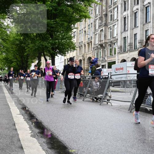 14.06.2026 - REWE Women's Run J. Mangold http://msf.ph/oto/9751627 14.06.2026 10:05:12 Ziel 10076, 10418, 10494, 10497, 10669, 10775, 10836, 10959, 11264, 11305, 11478 meine-sportfotos.de