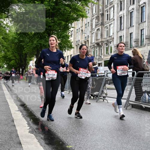 14.06.2026 - REWE Women's Run J. Mangold http://msf.ph/oto/9751698 14.06.2026 10:05:20 Ziel 10057, 10059, 10076, 10271, 10309, 10348, 10493, 10494, 10497, 10579, 10669, 10775, 10980, 11357 meine-sportfotos.de
