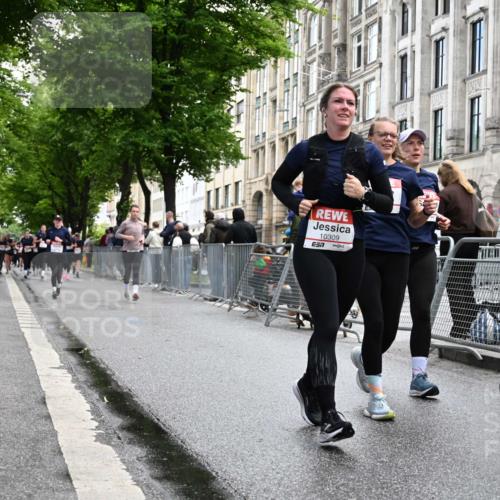 14.06.2026 - REWE Women's Run J. Mangold http://msf.ph/oto/9751721 14.06.2026 10:05:22 Ziel 10057, 10059, 10076, 10087, 10271, 10309, 10348, 10493, 10579, 10775, 10799, 10980, 11357 meine-sportfotos.de