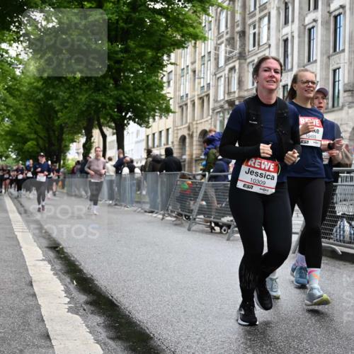 14.06.2026 - REWE Women's Run J. Mangold http://msf.ph/oto/9751725 14.06.2026 10:05:22 Ziel 10057, 10059, 10076, 10087, 10271, 10309, 10348, 10493, 10579, 10775, 10799, 10980, 11357 meine-sportfotos.de