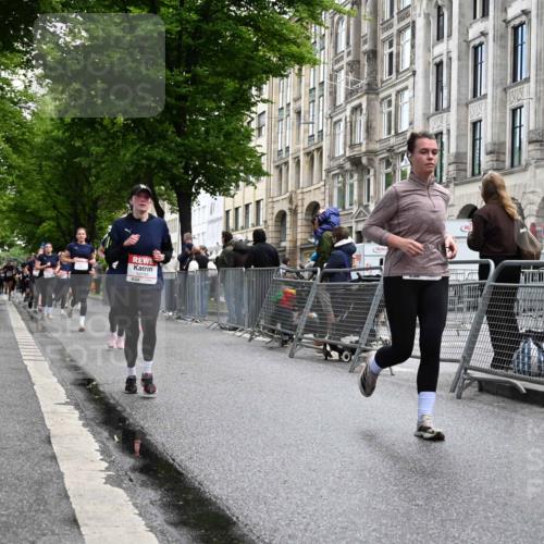 14.06.2026 - REWE Women's Run J. Mangold http://msf.ph/oto/9751742 14.06.2026 10:05:27 Ziel 10087, 10309, 10332, 10493, 10579, 10726, 10761, 10799, 10980, 11036, 11532 meine-sportfotos.de