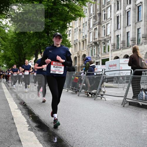14.06.2026 - REWE Women's Run J. Mangold http://msf.ph/oto/9751747 14.06.2026 10:05:28 Ziel 10087, 10332, 10694, 10726, 10761, 10799, 11036, 11356, 11363, 11532 meine-sportfotos.de