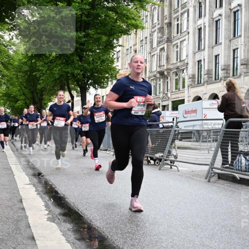 14.06.2026 - REWE Women's Run J. Mangold http://msf.ph/oto/9751760 14.06.2026 10:05:29 Ziel 10087, 10199, 10332, 10694, 10705, 10726, 10761, 10799, 11036, 11356, 11363, 11532 meine-sportfotos.de