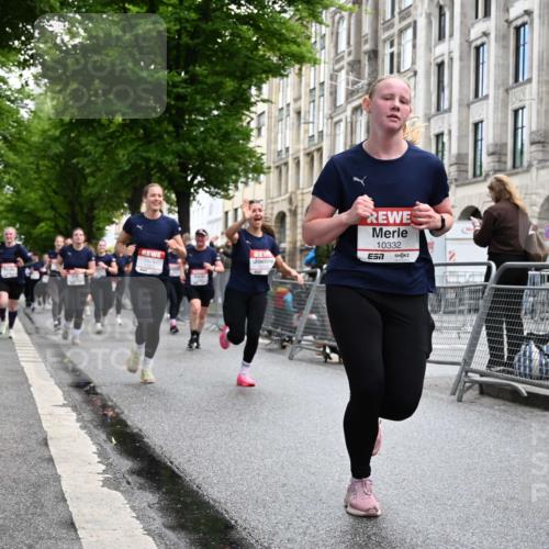 14.06.2026 - REWE Women's Run J. Mangold http://msf.ph/oto/9751766 14.06.2026 10:05:30 Ziel 10087, 10199, 10332, 10694, 10705, 10726, 10761, 10799, 10910, 11036, 11356, 11363, 11532 meine-sportfotos.de