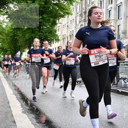 14.06.2026 - REWE Women's Run J. Mangold http://msf.ph/oto/9751808 14.06.2026 10:05:34 Ziel 10048, 10049, 10050, 10123, 10199, 10332, 10477, 10538, 10624, 10694, 10705, 10726, 10761, 10910, 11010, 11034, 11036, 11181, 11316, 11356, 11363, 11532 meine-sportfotos.de