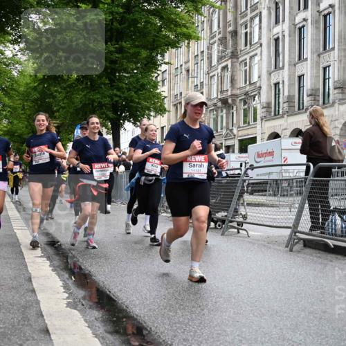 14.06.2026 - REWE Women's Run J. Mangold http://msf.ph/oto/9751830 14.06.2026 10:05:37 Ziel 10019, 10048, 10049, 10050, 10123, 10199, 10477, 10538, 10581, 10624, 10654, 10694, 10705, 10910, 11010, 11034, 11036, 11114, 11121, 11181, 11316, 11356, 11363 meine-sportfotos.de