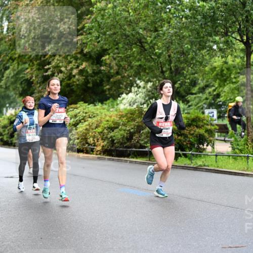 14.06.2026 - REWE Women's Run Dr. Thomas Lammeyer http://msf.ph/oto/9751845 14.06.2026 09:14:29 Laufen 11520, 51, 0843 meine-sportfotos.de