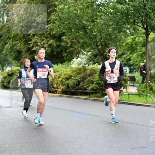 14.06.2026 - REWE Women's Run Dr. Thomas Lammeyer http://msf.ph/oto/9751848 14.06.2026 09:14:30 Laufen 11520, 10843 meine-sportfotos.de