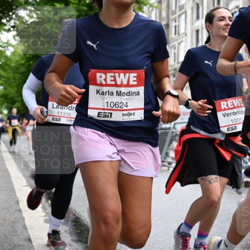 14.06.2026 - REWE Women's Run J. Mangold http://msf.ph/oto/9751852 14.06.2026 10:05:39 Ziel 10019, 10048, 10049, 10050, 10123, 10195, 10199, 10462, 10477, 10538, 10581, 10624, 10654, 10671, 10705, 10880, 10910, 11010, 11034, 11114, 11121, 11181, 11188, 11316 meine-sportfotos.de