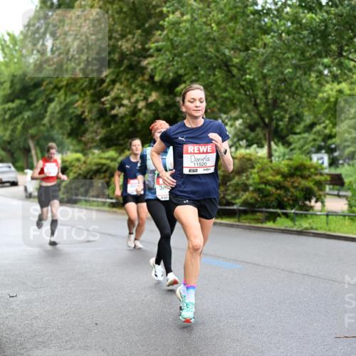 14.06.2026 - REWE Women's Run Dr. Thomas Lammeyer http://msf.ph/oto/9751858 14.06.2026 09:14:30 Laufen 11520, 10843, 7 meine-sportfotos.de