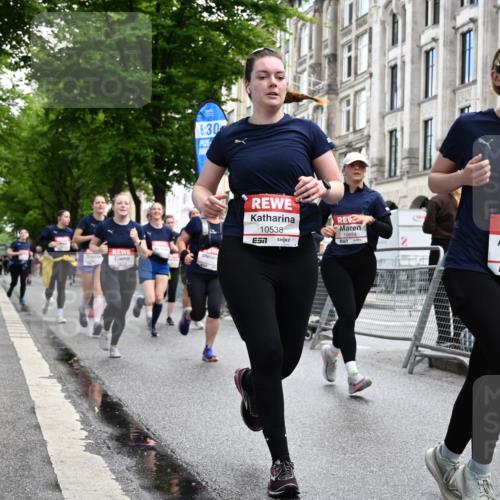 14.06.2026 - REWE Women's Run J. Mangold http://msf.ph/oto/9751859 14.06.2026 10:05:41 Ziel 10019, 10048, 10049, 10050, 10123, 10195, 10462, 10477, 10538, 10581, 10624, 10654, 10671, 10823, 10880, 11010, 11034, 11112, 11114, 11121, 11181, 11188, 11316 meine-sportfotos.de